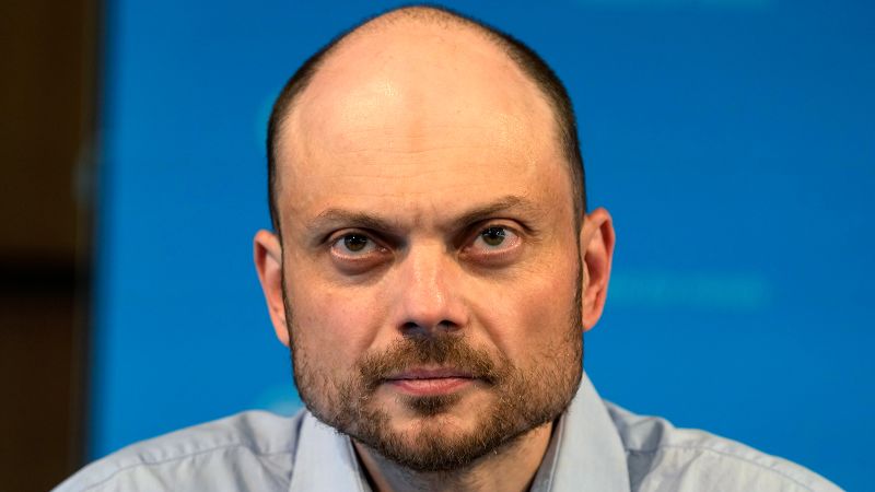 Putin critic Vladimir Kara-Murza thought he was being executed before his release in historic prisoner swapPutin critic Vladimir Kara-Murza thought he was being executed before his release in historic prisoner swap 