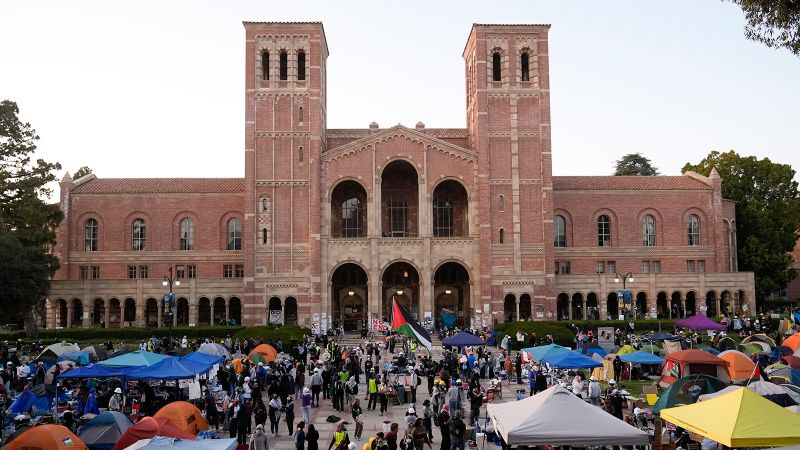 UCLA can’t allow protesters to block Jewish students from campus, judge rulesUCLA can’t allow protesters to block Jewish students from campus, judge rules 