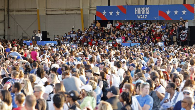 Trump spreads false conspiracy theory about Harris’ Detroit crowd sizeTrump spreads false conspiracy theory about Harris’ Detroit crowd size 