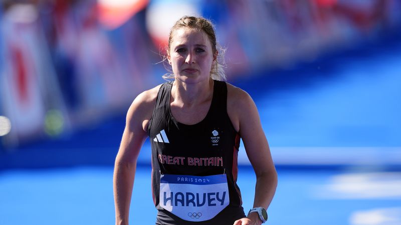 Team GB runner Rose Harvey says she completed Olympic marathon with broken legTeam GB runner Rose Harvey says she completed Olympic marathon with broken leg 