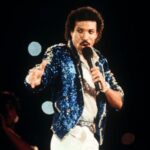 Remember when Lionel Richie closed the Olympic Games in the most ‘80s outfit ever?Remember when Lionel Richie closed the Olympic Games in the most ‘80s outfit ever? 