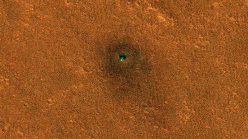 New evidence suggests there may be a reservoir of water deep beneath the surface of MarsNew evidence suggests there may be a reservoir of water deep beneath the surface of Mars 