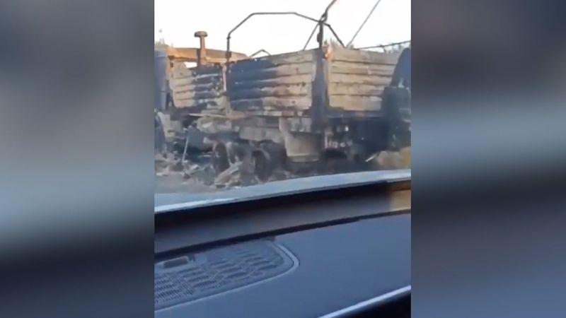 Video shows burnt-out Russian trucks with bodies in Kursk regionVideo shows burnt-out Russian trucks with bodies in Kursk region 