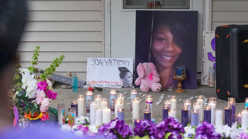 ‘Blood is on the hands of the system’: Sonya Massey’s family attorneys want new legislation after she was killed by a deputy‘Blood is on the hands of the system’: Sonya Massey’s family attorneys want new legislation after she was killed by a deputy 