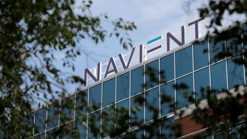 US bans Navient from servicing federal student loansUS bans Navient from servicing federal student loans 