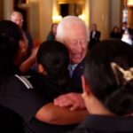 Watch New Zealand’s women’s rugby team give King Charles a group hugWatch New Zealand’s women’s rugby team give King Charles a group hug 