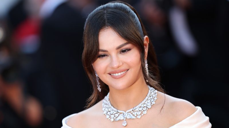 Selena Gomez shares how ongoing ‘medical issues’ will shape her path to becoming a parentSelena Gomez shares how ongoing ‘medical issues’ will shape her path to becoming a parent 