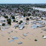 Floods gush through Nigerian zoo, sweeping snakes and crocodiles into neighborhoodsFloods gush through Nigerian zoo, sweeping snakes and crocodiles into neighborhoods 