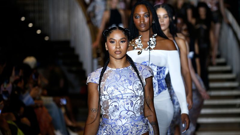 New York Fashion Week: Highlights from the Spring-Summer 2025 runwaysNew York Fashion Week: Highlights from the Spring-Summer 2025 runways 