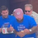 Governor uses Heimlich maneuver on man at lobster roll eating competitionGovernor uses Heimlich maneuver on man at lobster roll eating competition