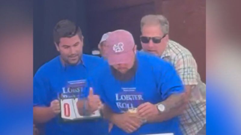 Governor uses Heimlich maneuver on man at lobster roll eating competitionGovernor uses Heimlich maneuver on man at lobster roll eating competition 